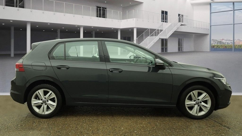 Used Volkswagen Golf 2020 for sale - 77302576: Photo 11