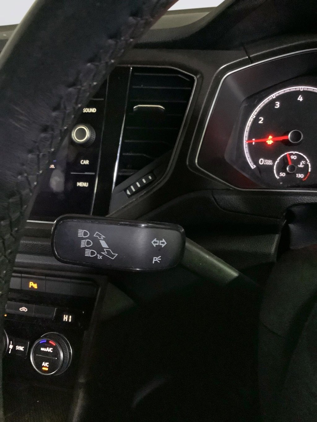 Used Volkswagen T-Roc 2019 for sale - 76454282: Photo 20