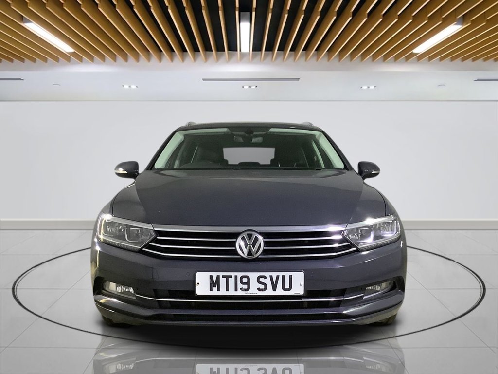 Used Volkswagen Passat 2019 for sale - 76487037: Photo 2