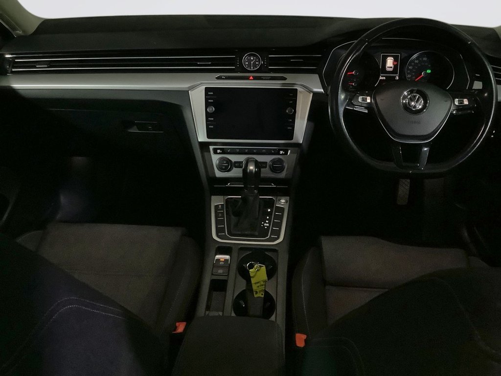 Used Volkswagen Passat 2019 for sale - 76487037: Photo 3