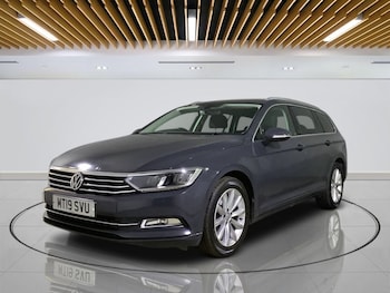 Used Volkswagen Passat 2019 for sale - 76487037: Photo