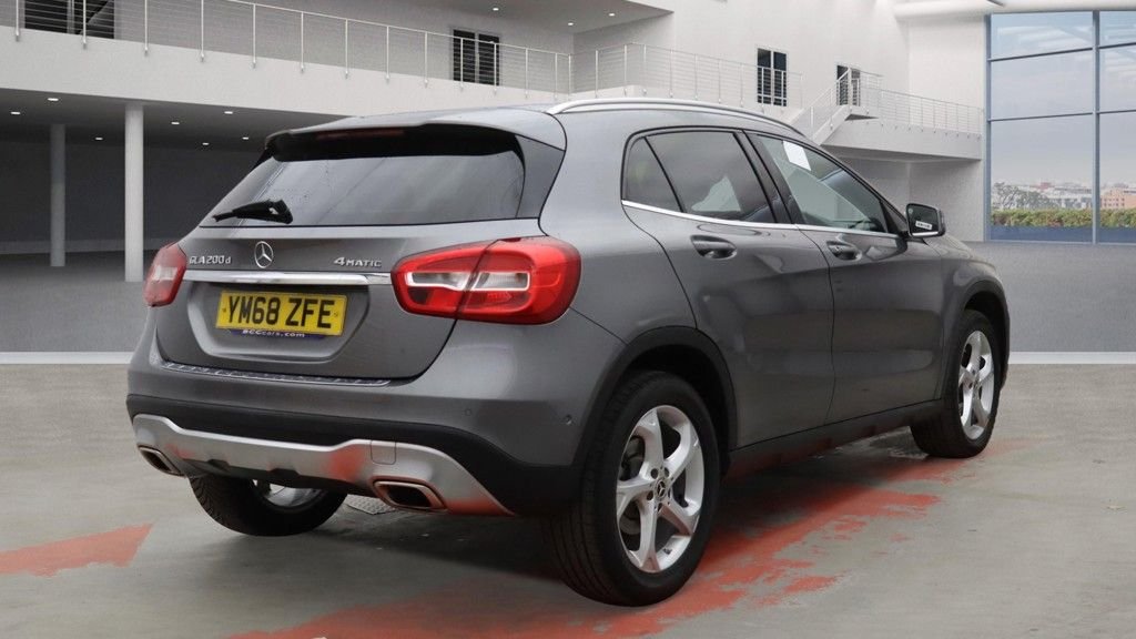 Used Mercedes-Benz GLA 2018 for sale - 76350594: Photo 4
