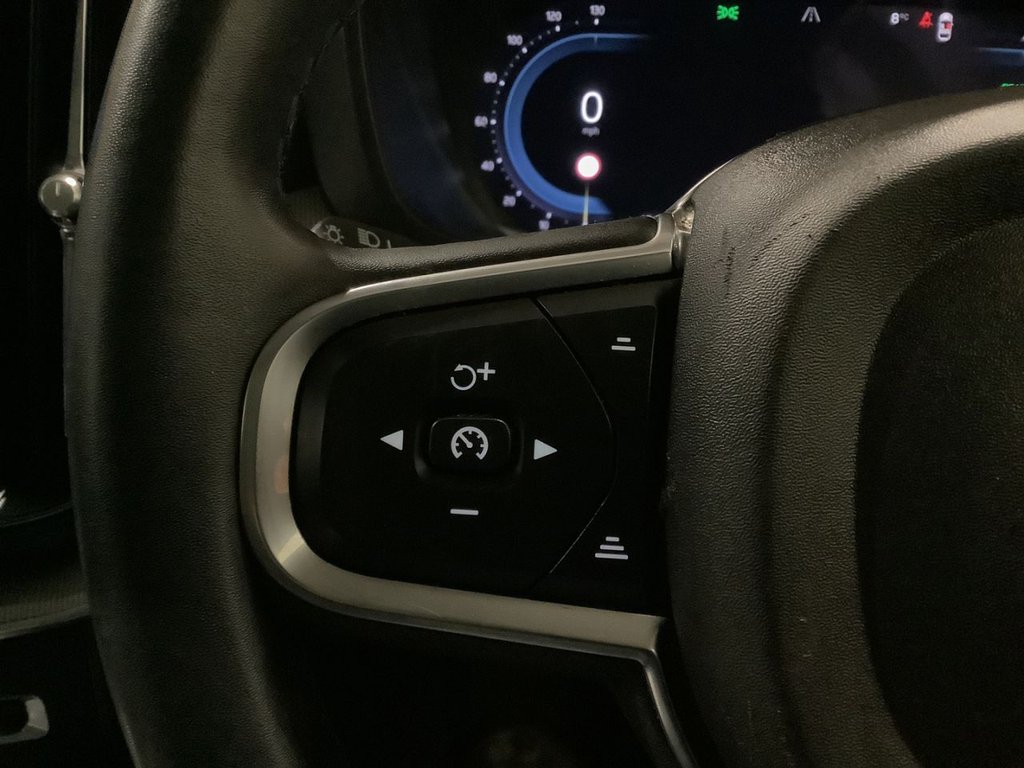 Used Volvo XC60 2022 for sale - 77608513: Photo 17