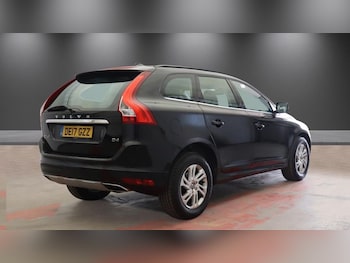 Used Volvo XC60 2017 for sale - 79313413: Photo