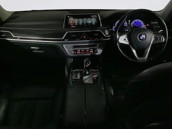 Used BMW 7 Series 2017 for sale - 77820870: Photo