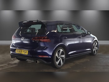 Used Volkswagen Golf 2019 for sale - 78181359: Photo