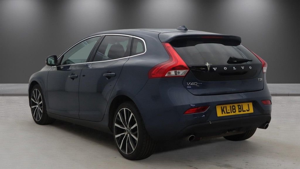 Used Volvo V40 2018 for sale - 78167642: Photo 3
