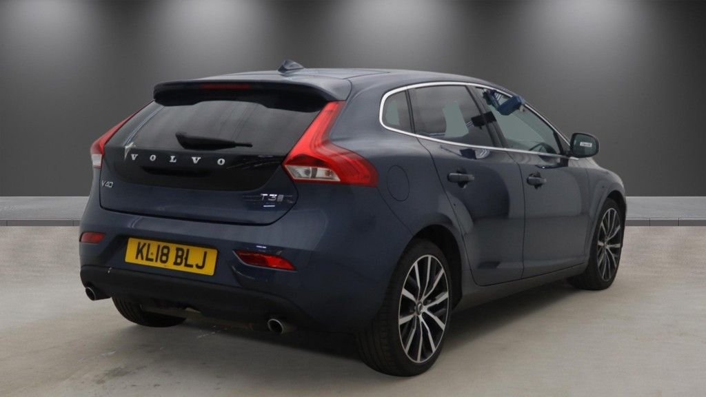 Used Volvo V40 2018 for sale - 78167642: Photo 4