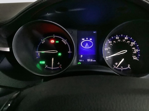 Used Toyota C-HR 2017 for sale - 76235335: Photo 18
