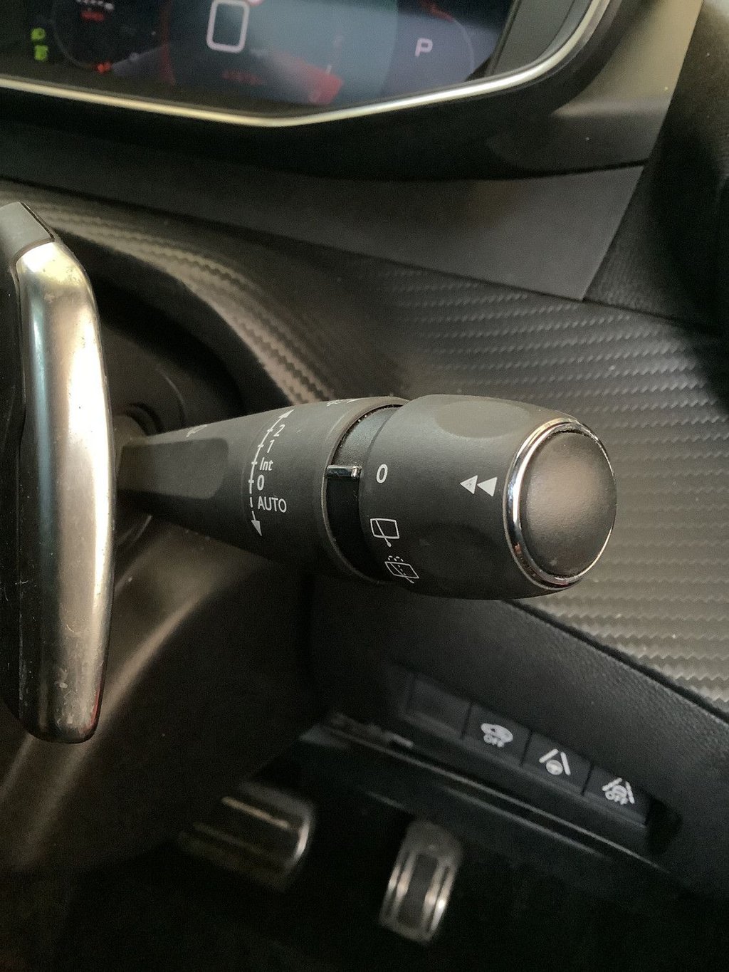 Used Peugeot 2008 2021 for sale - 77893686: Photo 21