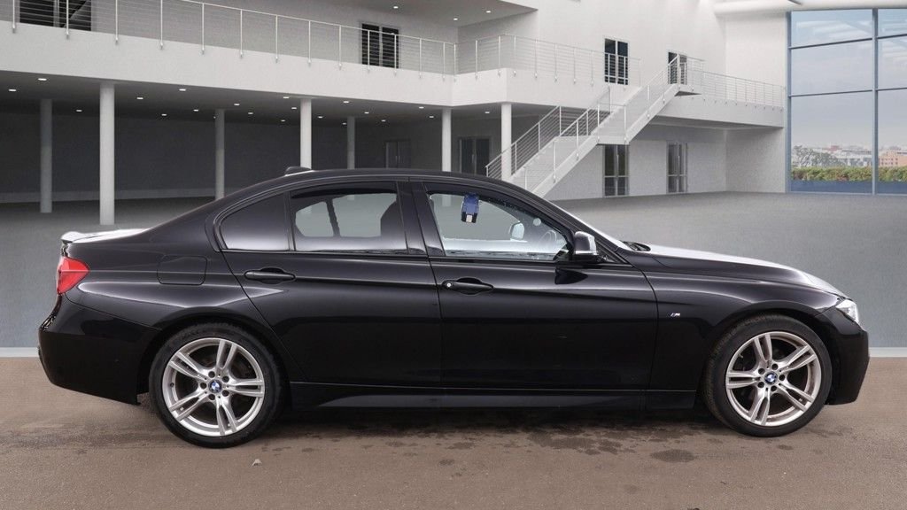 Used BMW 3 Series 2018 for sale - 77952903: Photo 11
