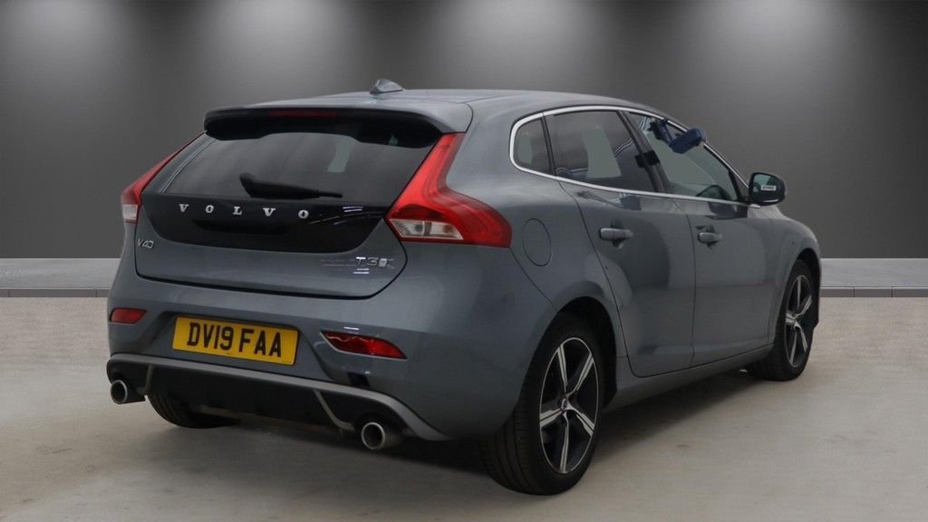 Used Volvo V40 2019 for sale - 78200611: Photo 4