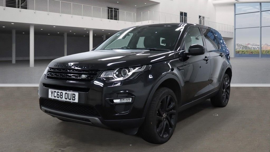Used Land Rover Discovery Sport 2018 for sale - 76520699: Photo 2