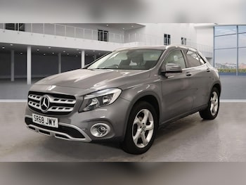 Used Mercedes-Benz GLA 2019 for sale - 76267227: Photo 2