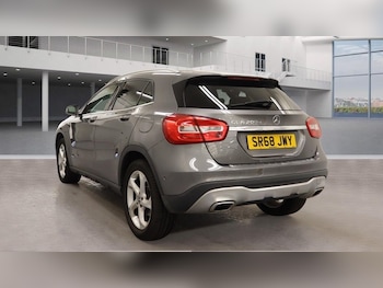 Used Mercedes-Benz GLA 2019 for sale - 76267227: Photo 3