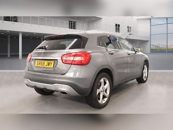 Used Mercedes-Benz GLA 2019 for sale - 76267227: Photo 4