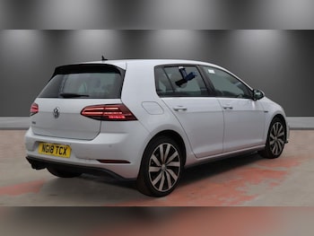 Used Volkswagen Golf 2018 for sale - 78624222: Photo