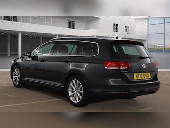 Used Volkswagen Passat 2019 for sale - 75832712: Photo