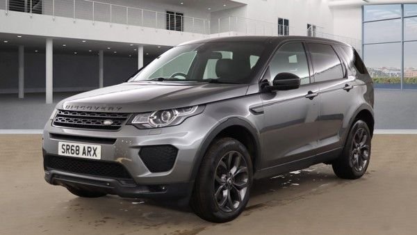 Used Land Rover Discovery Sport 2019 for sale - 76740233: Photo 2