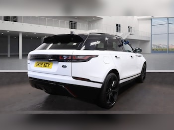 Used Land Rover Range Rover Velar 2019 for sale - 76470410: Photo