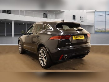 Used Jaguar E-Pace 2018 for sale - 76286175: Photo