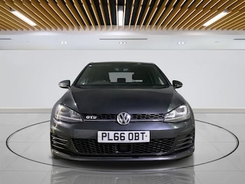 Used Volkswagen Golf 2016 for sale - 75642281: Photo