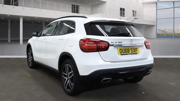 Used Mercedes-Benz GLA 2018 for sale - 76333696: Photo 3