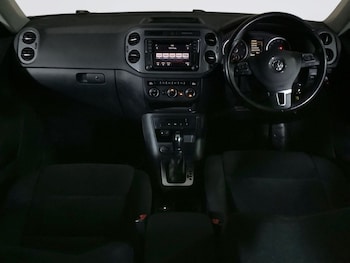 Used Volkswagen Tiguan 2015 for sale - 76068535: Photo 3