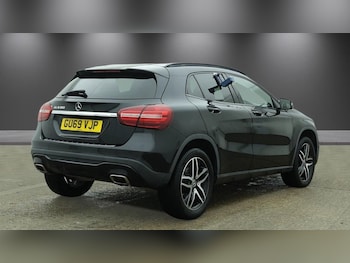 Used Mercedes-Benz GLA 2019 for sale - 78514477: Photo