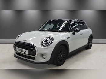 Used MINI Hatch 2018 for sale - 79155571: Photo