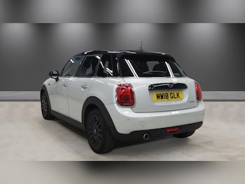Used MINI Hatch 2018 for sale - 79155571: Photo