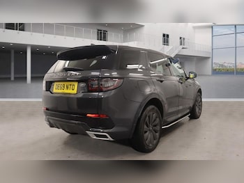 Used Land Rover Discovery Sport 2019 for sale - 77067574: Photo