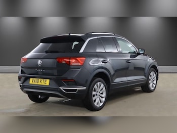 Used Volkswagen T-Roc 2018 for sale - 78457975: Photo