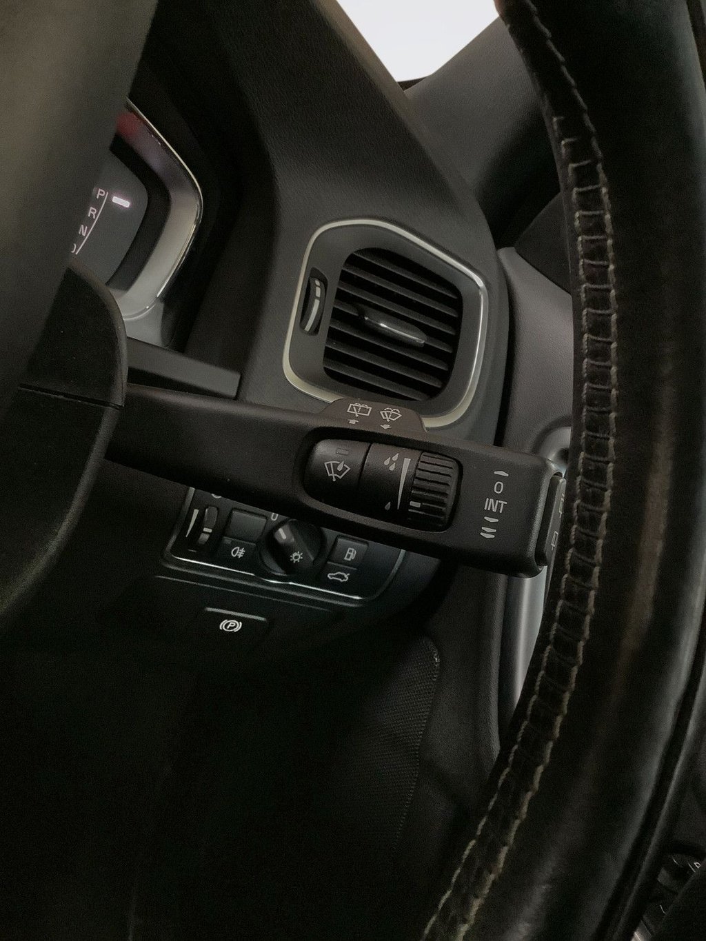 Used Volvo V60 2017 for sale - 78008812: Photo 20