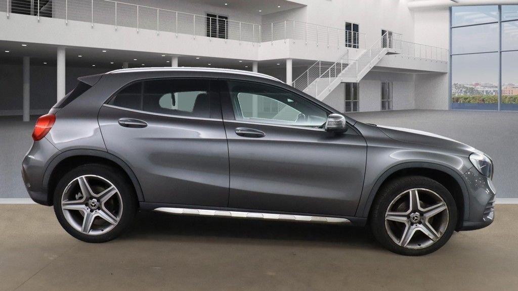 Used Mercedes-Benz GLA 2018 for sale - 76454421: Photo 5
