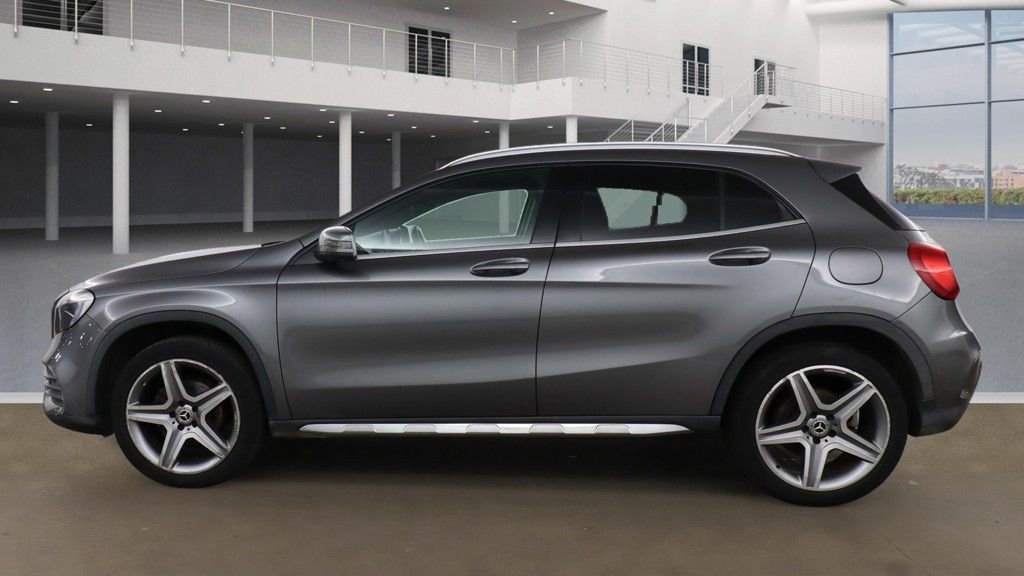 Used Mercedes-Benz GLA 2018 for sale - 76454421: Photo 6