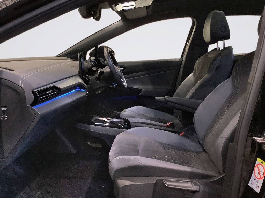 Used Volkswagen ID.4 2023 for sale - 77627370: Photo 12