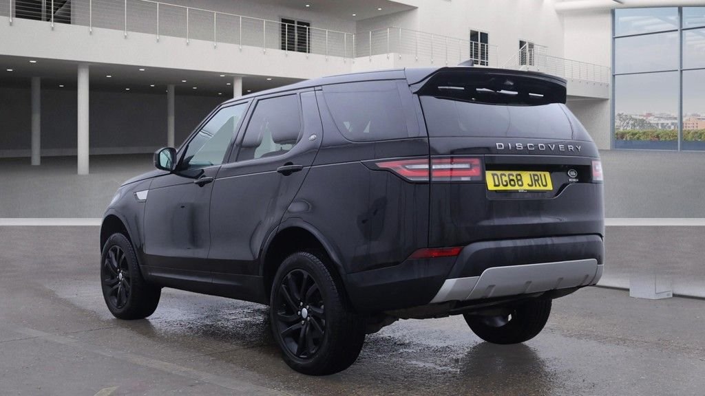 Used Land Rover Discovery 2018 for sale - 77053588: Photo 9