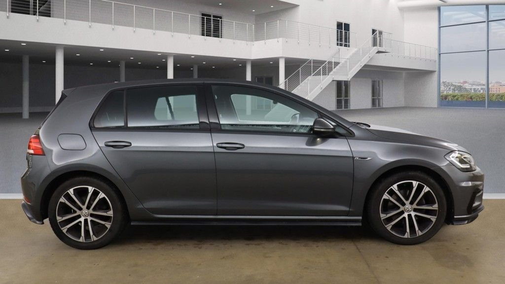 Used Volkswagen Golf 2020 for sale - 76350596: Photo 5