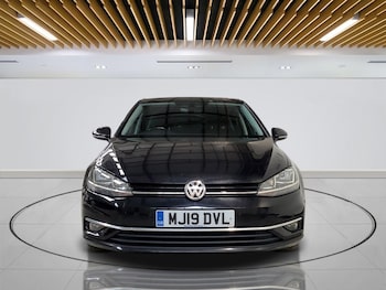 Used Volkswagen Golf 2019 for sale - 77747916: Photo