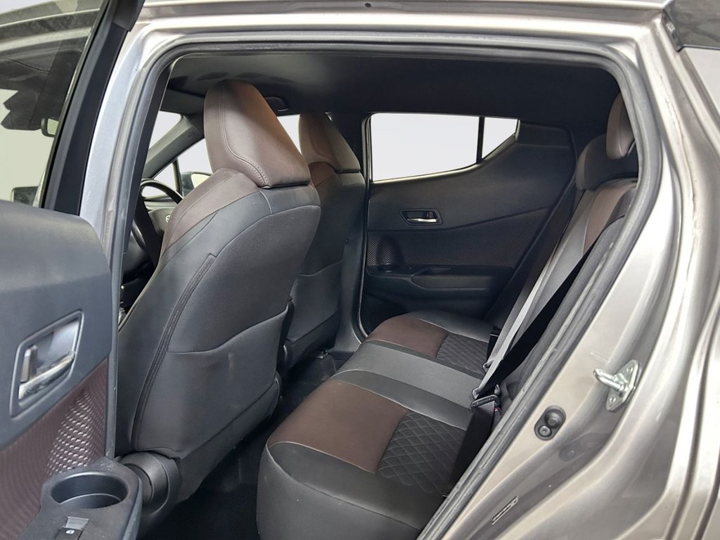 Used Toyota C-HR 2018 for sale - 78134317: Photo 13