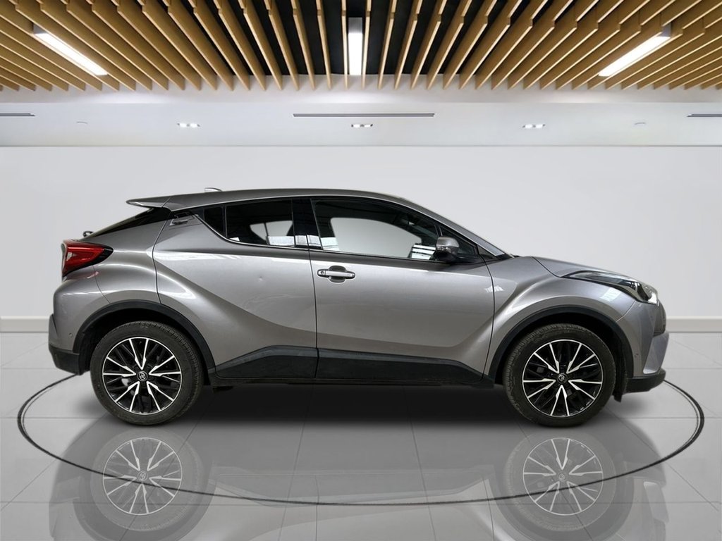 Used Toyota C-HR 2018 for sale - 78134317: Photo 9