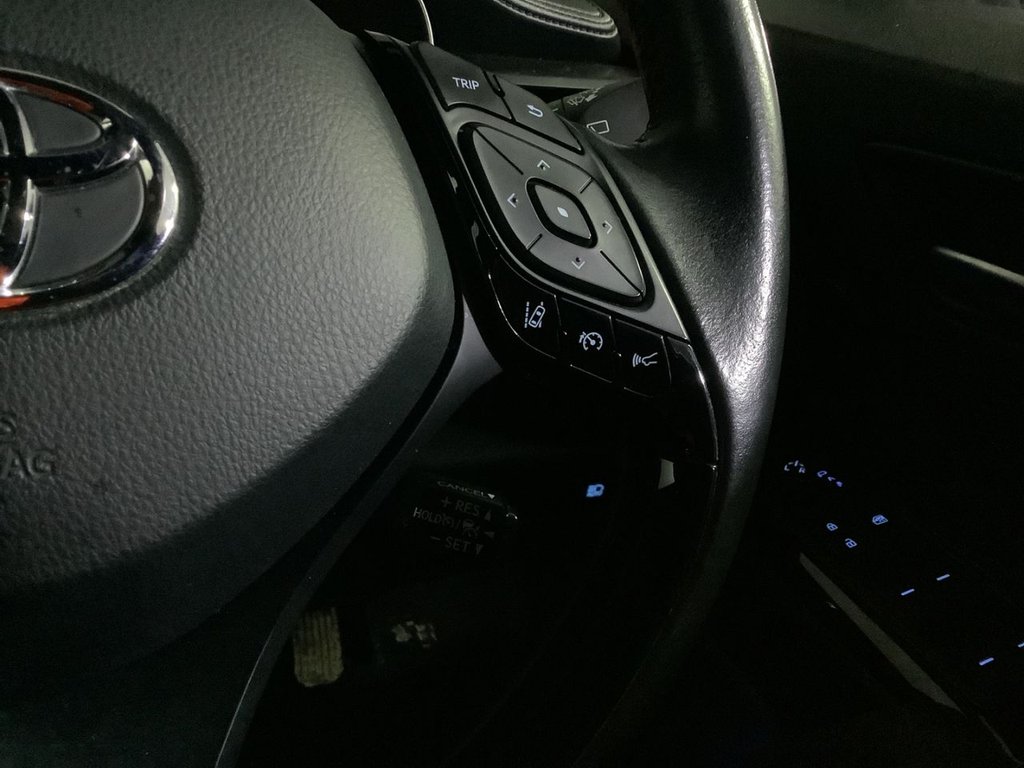 Used Toyota C-HR 2022 for sale - 76417220: Photo 19