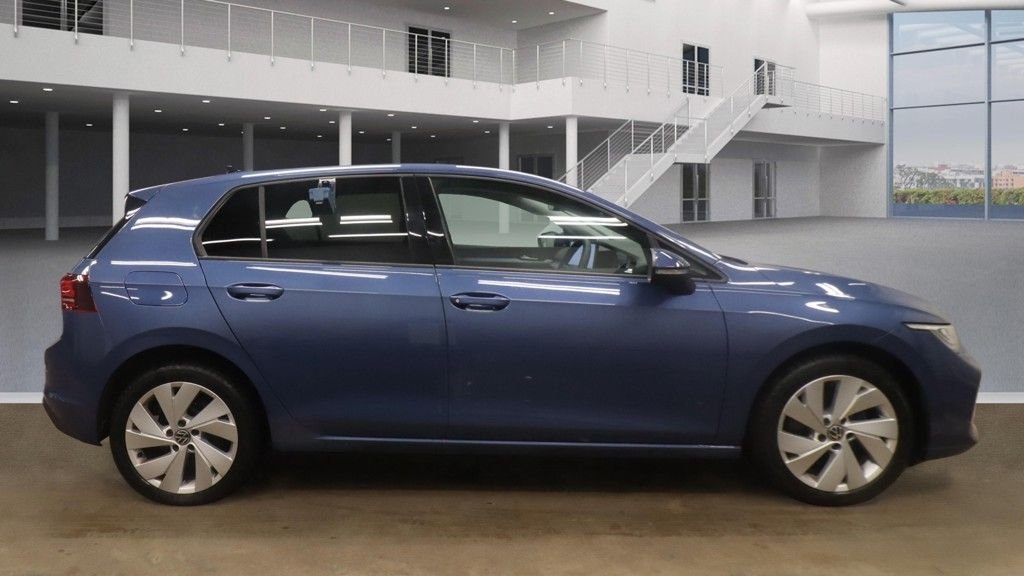 Used Volkswagen Golf 2024 for sale - 77369547: Photo 6