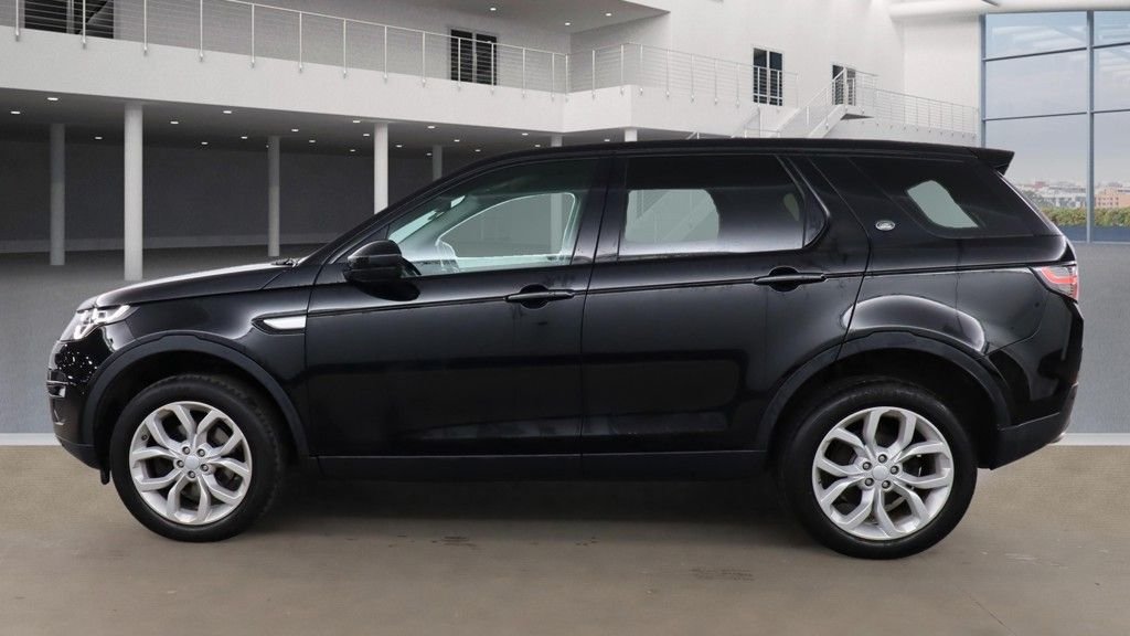 Used Land Rover Discovery Sport 2018 for sale - 76417776: Photo 6