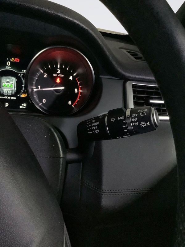Used Land Rover Discovery Sport 2019 for sale - 76241369: Photo 23