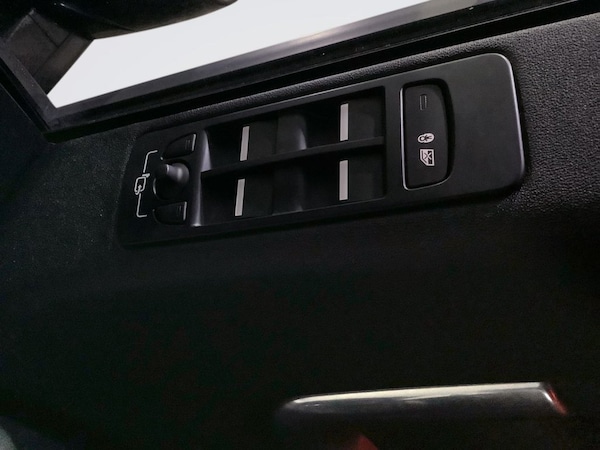 Used Land Rover Discovery Sport 2019 for sale - 76241369: Photo 26