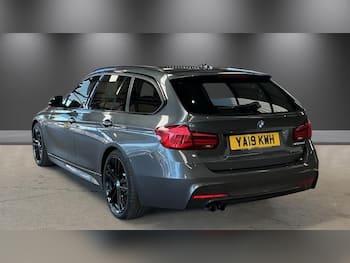 Used BMW 3 Series 2019 for sale - 79587600: Photo