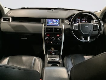 Used Land Rover Discovery Sport 2016 for sale - 76950302: Photo