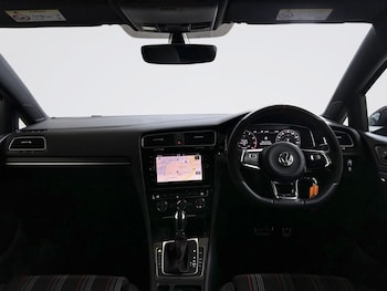 Used Volkswagen Golf 2017 for sale - 78805585: Photo